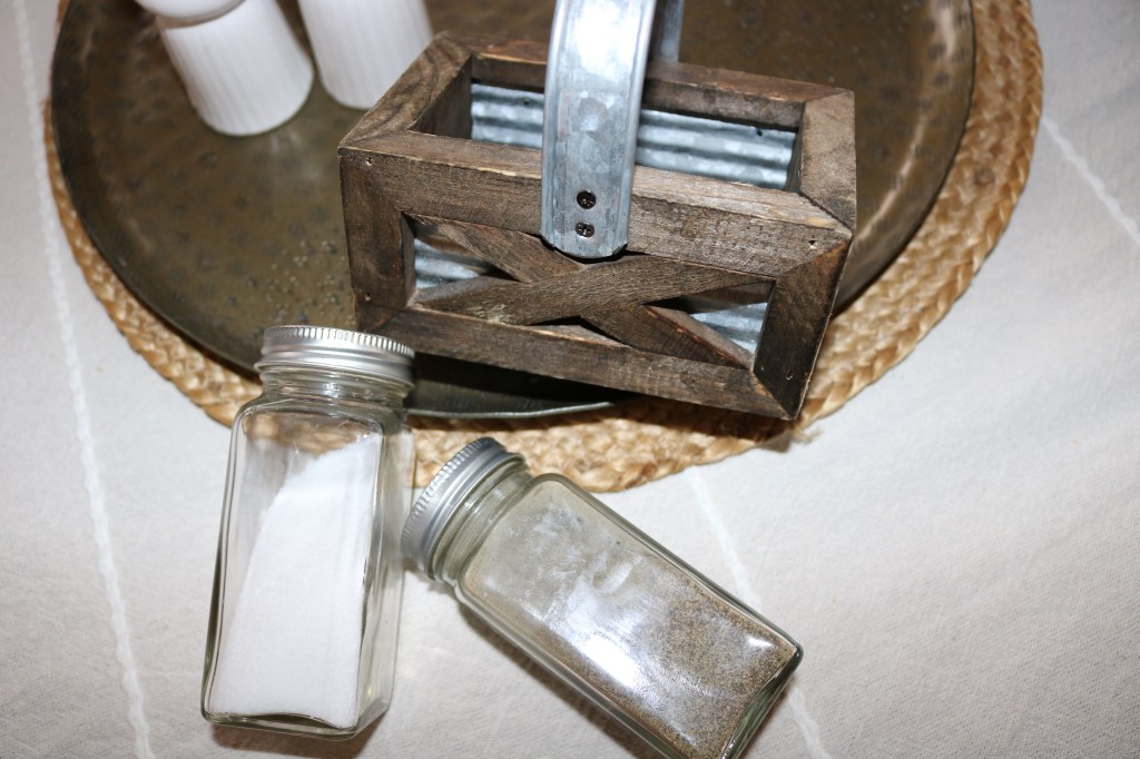 Salt of the Earth Table&nbsp;Decor